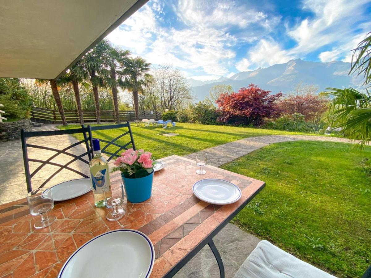 Bellavista A Garten Appartement Mit Pool Colico Luaran gambar